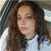 Laureanda in Giurisprudenza, insegno Inglese, Italiano, Storia, Geografia e Diritto ai ragazzi fino al 5° anno di superiori